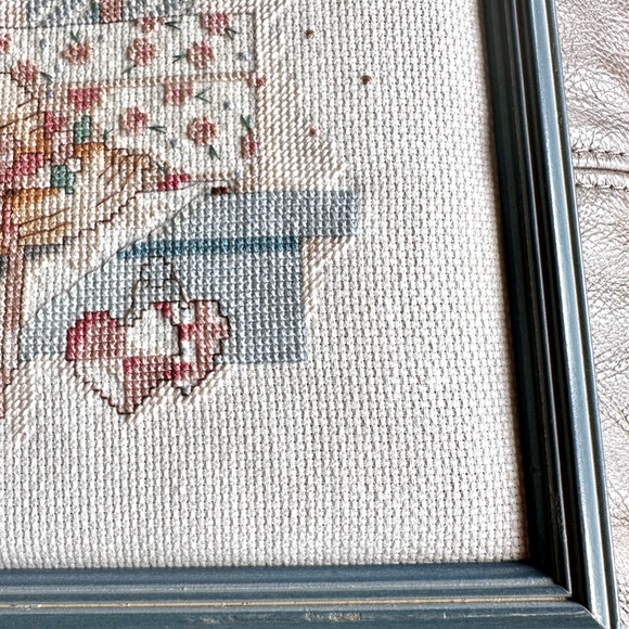 Vintage Framed Karen Avery Pretty Country Collectibles Cross Stitch - Picture 6 of 12